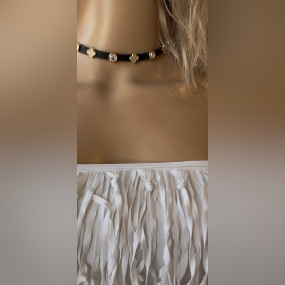 Victoria Secret White Fringe Bikini Top in size X-Small - Picture 4 of 7